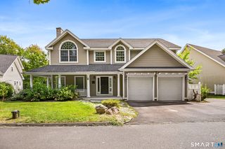 4 Romano Court, Farmington, CT 06032