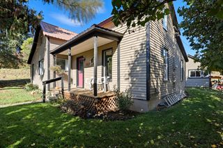 602 W  Bartlett St, Oakesdale, WA 99158