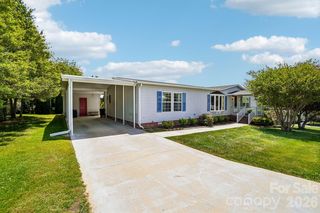 10 N  June Ln, Hendersonville, NC 28792