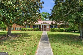 175 Riverside Dr, Summerville, GA 30747