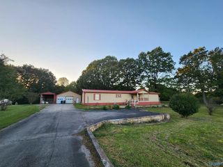 2010 Keel Mountain Rd, Gurley, AL 35748