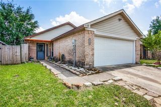 9728 Valley Mills Ln, Dallas, TX 75227