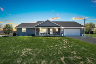 104 Golden Wheat Ln, Wrightstown, WI 54180