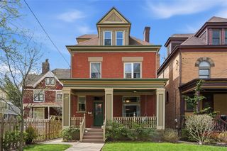 430 Stratton Ln, Pittsburgh, PA 15206