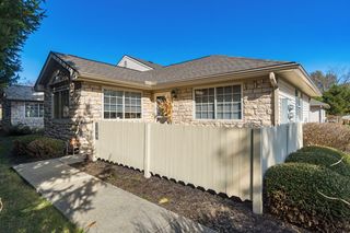 244 Pioneer Cir, Pickerington, OH 43147