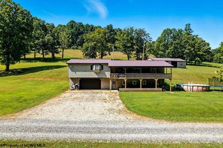 650 Sam Cavins Rd, West Union, WV 26456