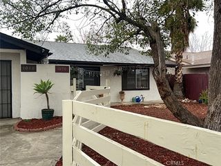1070 Rosalia Ave, Hemet, CA 92543