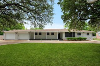 4755 Stevens St, River Oaks, TX 76114