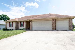 202 E  Robin Rd, Clever, MO 65631