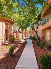 226 Morgyn Ln #6, Boulder City, NV 89005