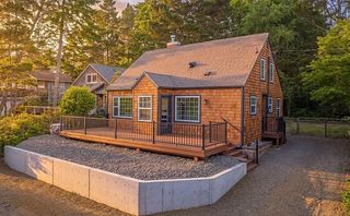 489 Pine Ave, Manzanita, OR 97130