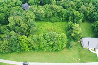 937 Willow Rd, Springfield, OH 45502