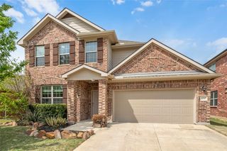 4733 Meadow Green Trl, Fort Worth, TX 76244