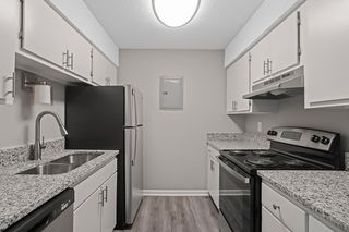 1136 W  College St #1146B, Liberty, MO 64068