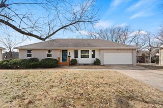 8404 Willow Way, Raytown, MO 64138