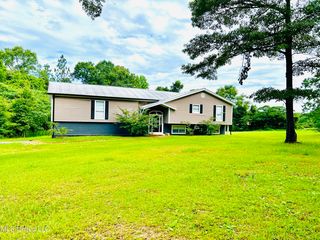145 Quail Run Rd, Lucedale, MS 39452