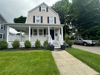1 Jefferson St #1, Natick, MA 01760
