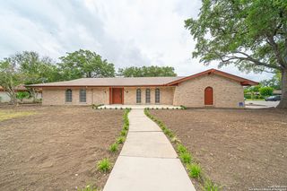 602 SUNHAVEN DR, Windcrest, TX 78239