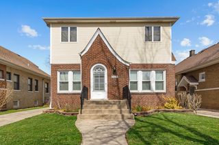 7324 W  Lunt Ave, Chicago, IL 60631