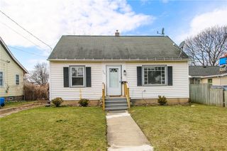 263 Crossfield Rd, Rochester, NY 14609