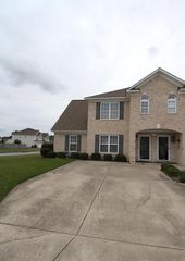 2116 Dovedale Dr, Greenville, NC 27834