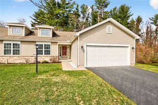 39 Angela Villa Ln, Rochester, NY 14626
