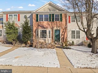 43522 Blacksmith Sq, Ashburn, VA 20147