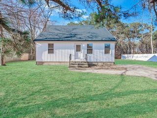 834 Bellport Avenue #834, Bellport, NY 11713