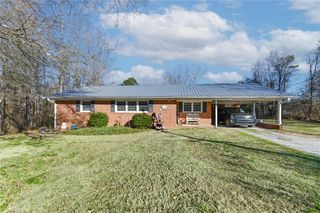 6158 Hazelwood Ln, Archdale, NC 27263