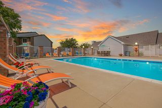 2210 Beech St #201, Valparaiso, IN 46383
