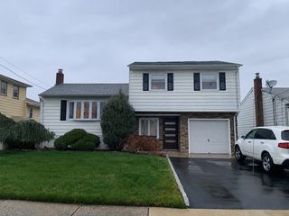 226 Abbe Ln, Clifton, NJ 07013