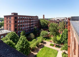 45 Willow St #109, Springfield, MA 01103