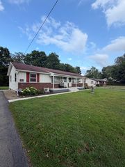 13071 Cambridge Springs Rd #A, Edinboro, PA 16412