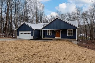 784 Crestrose Cir, Howard, OH 43028