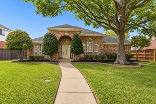 2104 Gent Dr, Plano, TX 75025