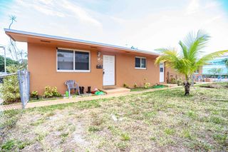 334-336 SW 16th Street, Dania, FL 33004