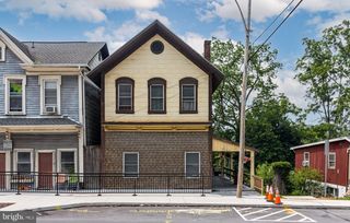 830 Pike St #832, Lemont, PA 16851