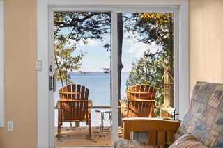 11269 Lake Shore Dr, Charlevoix, MI 49720