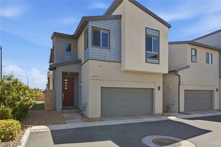 9254 Desert Pearl Ave, Spring Valley, NV 89148
