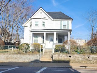 806 Warren Ave #2, Brockton, MA 02301