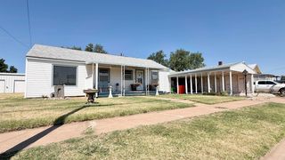 210 NW 1st St, Buffalo, OK 73834