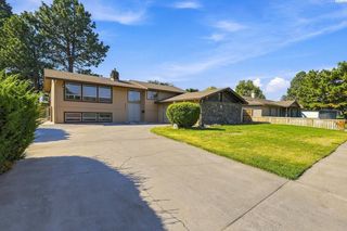 2505 W  Grand Ronde Pl, Kennewick, WA 99336
