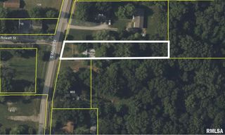 801 S  Maple St, Cambria, IL 62915
