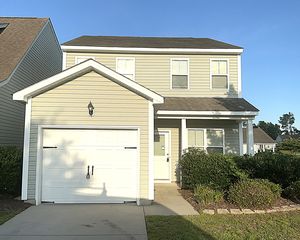10 Thornbury Dr, Rocky Point, NC 28457