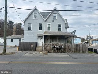 145 Spring Valley Rd, Reading, PA 19605