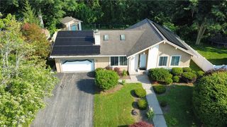 125 Granada Cir, Rochester, NY 14609