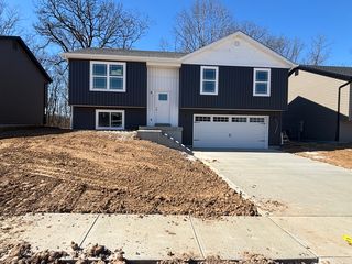 1170 Marathon Dr, Foristell, MO 63348