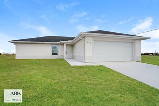 1071 Monday St, Labelle, FL 33935
