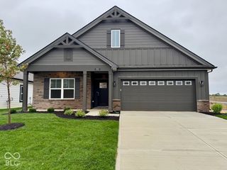 252 Greyhound Ave, Danville, IN 46122
