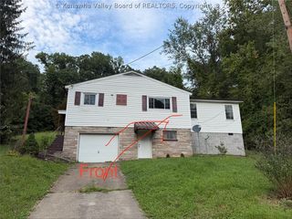 4876 Washington St W, Cross Lanes, WV 25313